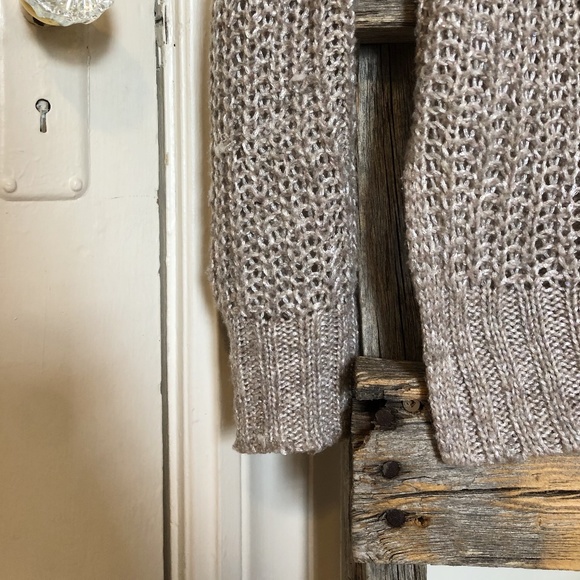 AERIE Silver Knit Pullover - Picture 4 of 13